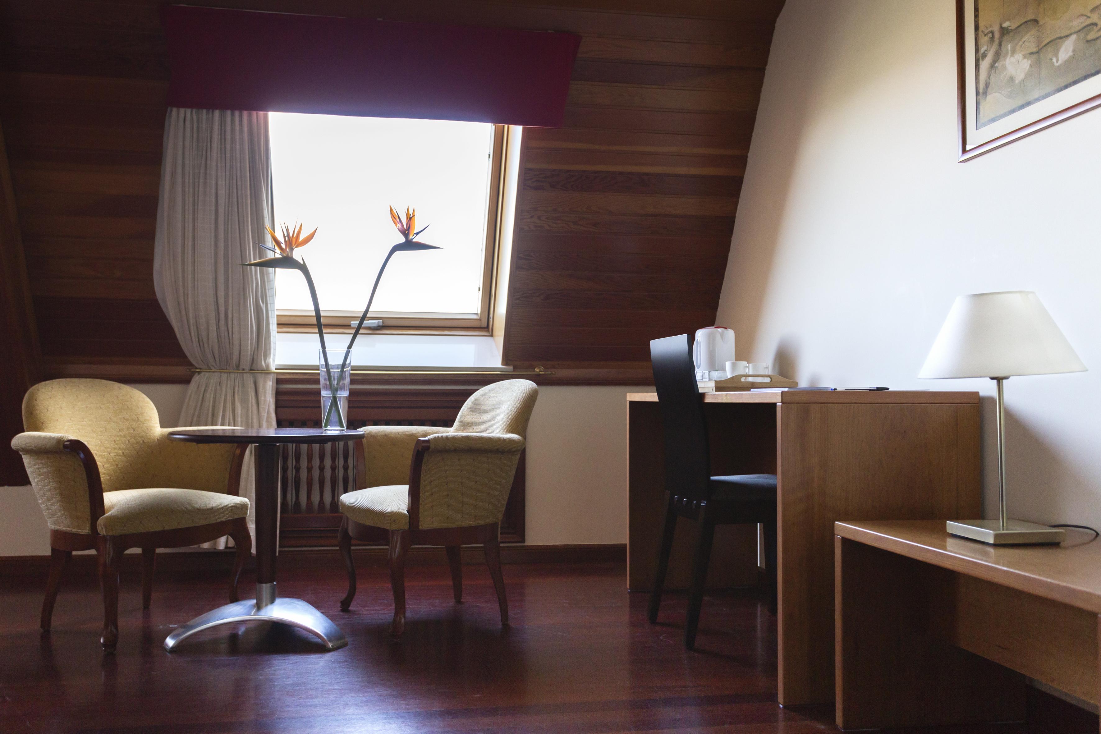 Hotel Valencia Ferrol Bagian luar foto
