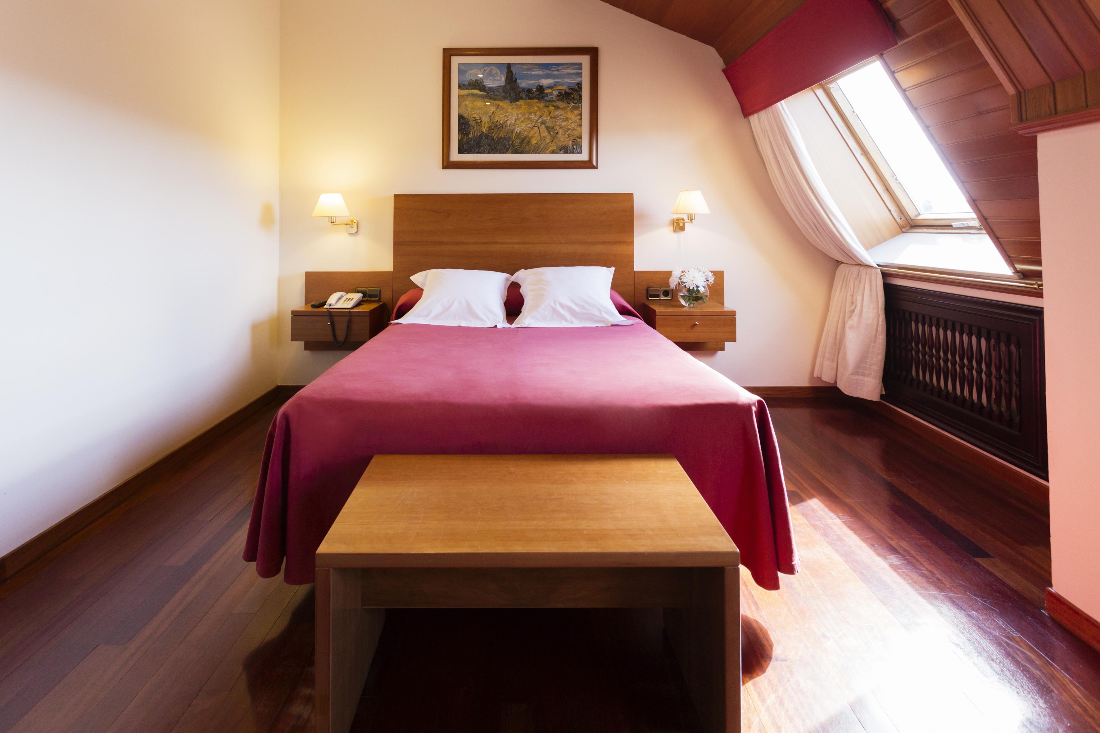 Hotel Valencia Ferrol Bagian luar foto