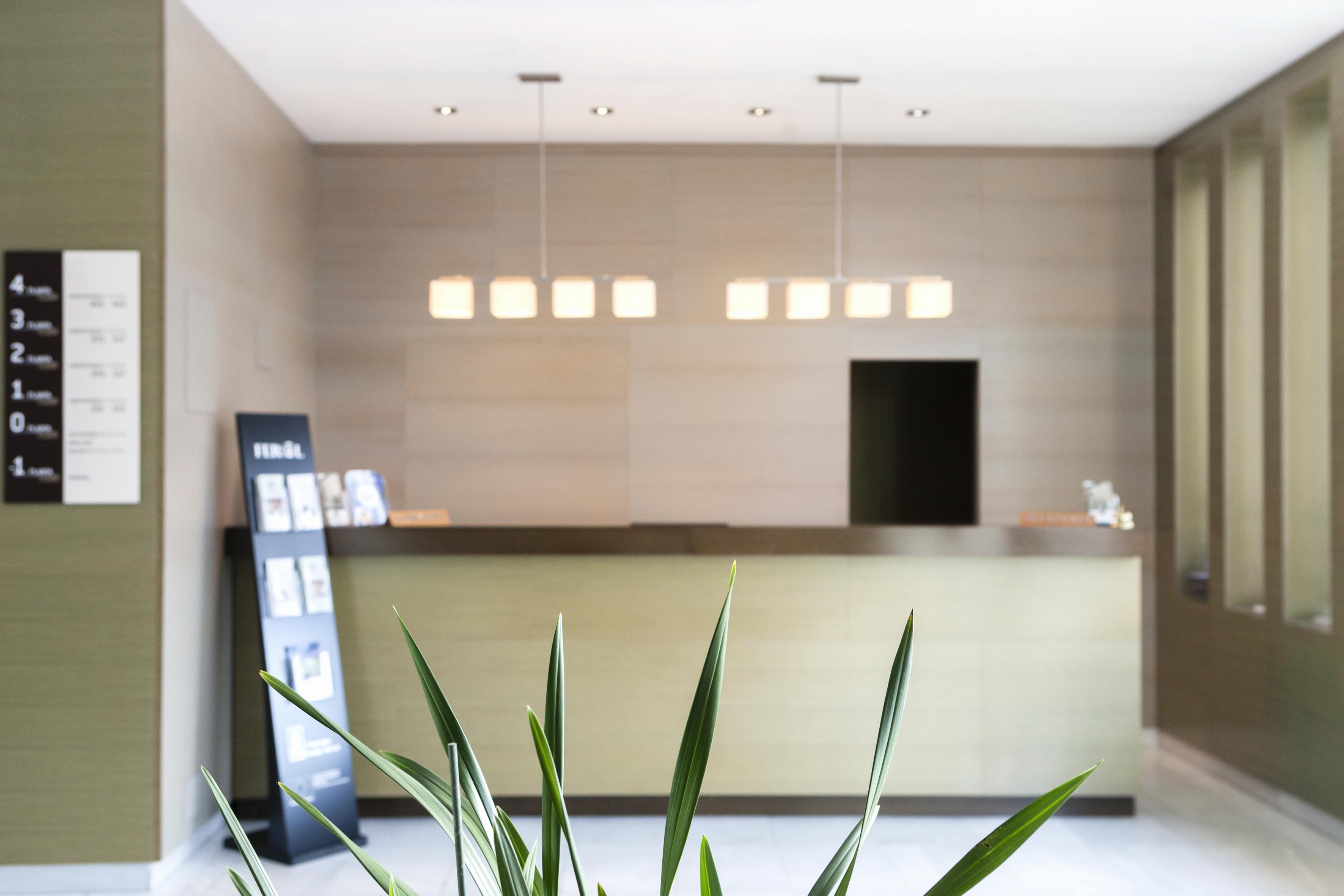 Hotel Valencia Ferrol Bagian luar foto