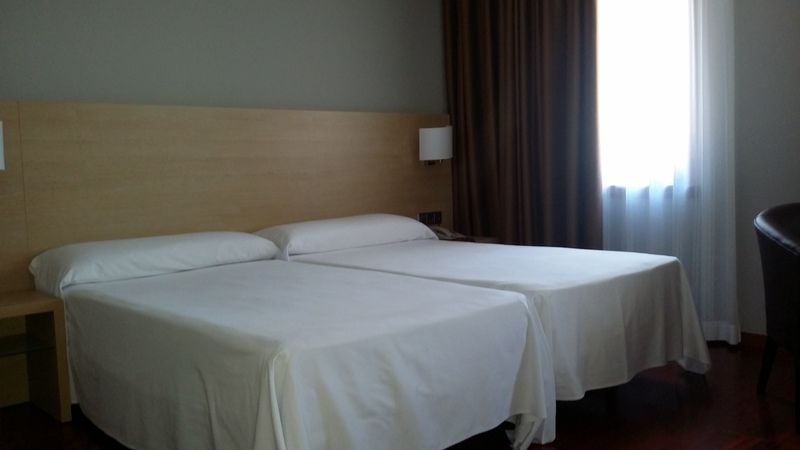 Hotel Valencia Ferrol Bagian luar foto